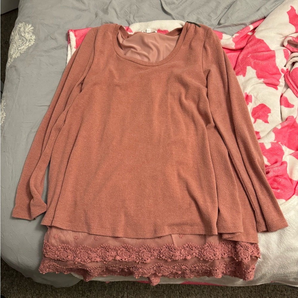 L Love sweater with lace trim - misprinted tag, size L